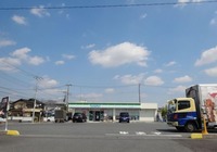 :ファミリーマート鳩ヶ谷八幡木店徒歩5分
